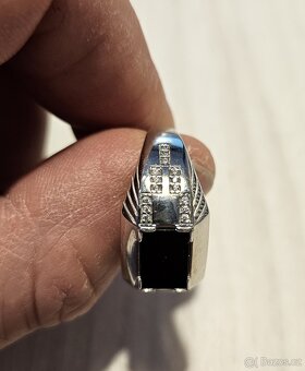 Nový stříbrný prsten s nano spinelem a fianitem. 22,5 mm - 3