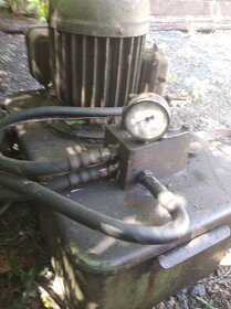 Hydraulika na stípačku nebo ke stroji - 3
