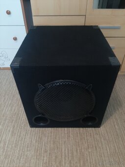 Pasivní subwoofer, 15" repro Behringer - 3