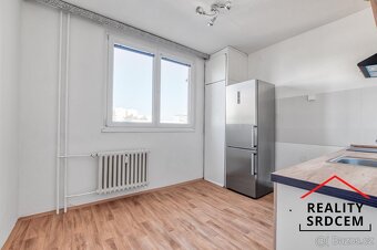 Pronájem částečně zrekonstruovaného bytu 1+1 s lodžií, 35 m2 - 3