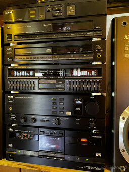 Akai - 3