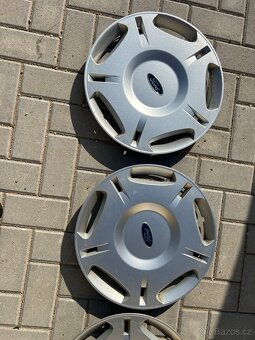 Kryty kol Ford 16” - 3