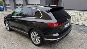 Vw Touareg Elegance 3.0 TDI 210kw webasto,vzduch,masaž - 3