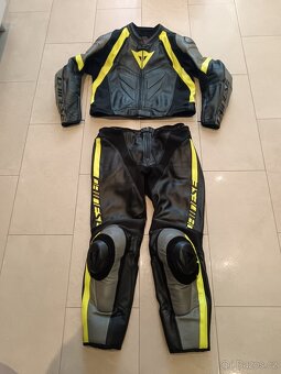 Dainese Avro 4-Pánská kožená moto kombinéza, dvoudílná - 3