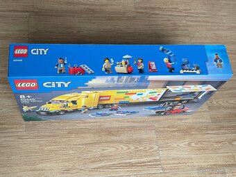 LEGO® City 60440 - Žlutý kamion doručovací služby - 3