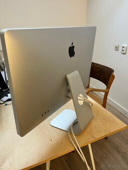Apple Cinema Display 24" - 3
