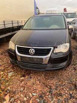 Prodám náhradní díly Volkswagen touran 2007 2.0 tdi - 3