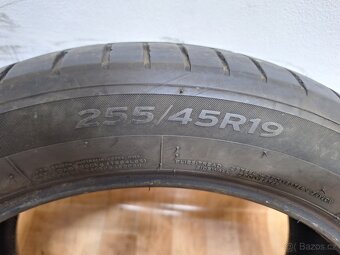 Letní pneu 255/45/19 Hankook - 3