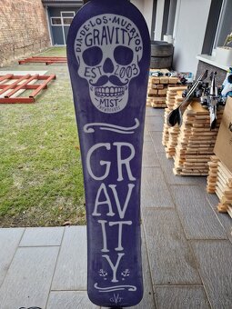 Snowboard gravity 145cm s vázáním - 3