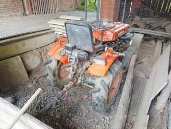 Traktor Kubota - 3