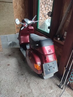 Vespa Cosa 200 - 3