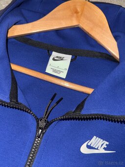Nike Tech Fleece - 3