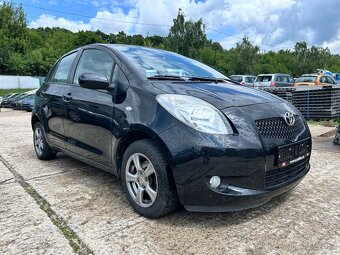 Toyota Yaris - 3