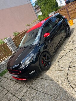 Ford Focus Red and Black Edition 1.5 EcoBoost 2015 - 3