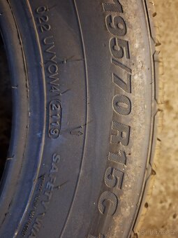 Zimní pneu 195/70 R15C - 3