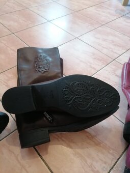 Dámské, kožené kozačky vel. 40 - 3