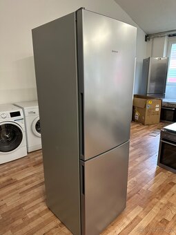 Lenice s mrazákem Siemens (302) - 3