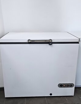 Pultový mrazák, objem 327 litrů - 3