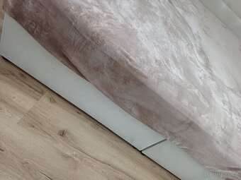 Manželská postel - 3