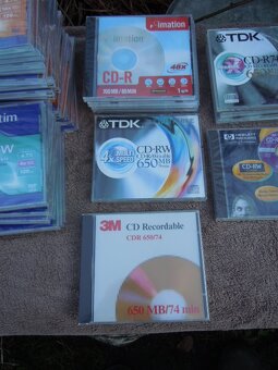 ZÁZNAMOVÁ  MÉDIA - 3