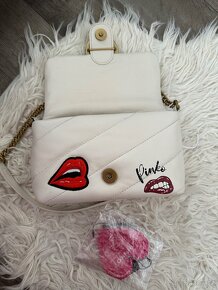 Pinko kabelka res lips - 3