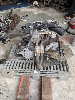 Plně funkční motor Volkswagen VR6 - 3