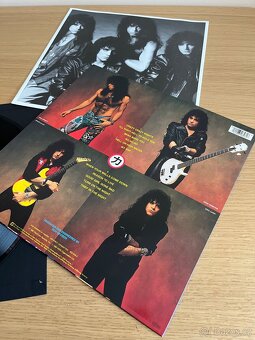 Kiss – Crazy Nights - 3