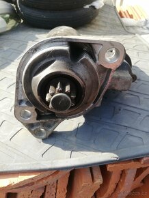 Startér octavia 1 benzin 1.6 020 911 023 F 020911023F - 3