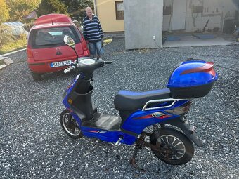 Prodám elektrický skútr - 3
