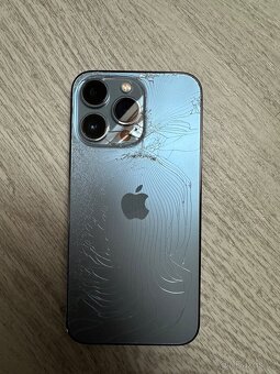 iPhone 13 Pro – 128 GB – Sierra Blue ( PRASKLÁ ZÁDA ) - 3