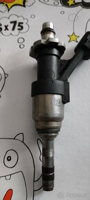 Vysoko tlaké vstřikovace pro motory 6.2L V8 přímý vstřik - 3