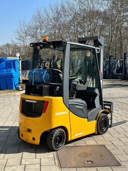 Vysokozdvižný vozík Jungheinrich TFG 320s (VV0208) - 3