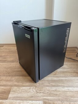 Malá lednice GUZZANTI GZ 44 za půlku - 3