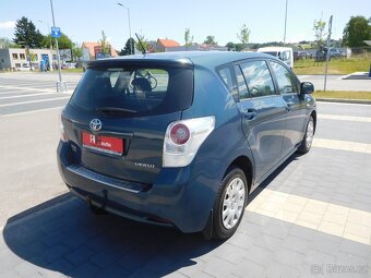 Toyota VERSO 2.0 D-4D, 93 kW, Aut. Klima, 7. Míst - 3