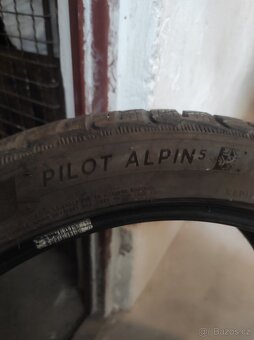Zimní pneu 225/40 R 18 - 3