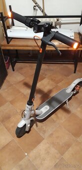 elektrokoloběžka Xiaomi MI Electric 3 EU - 3