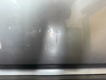 HOLÉ PRAVÉ PŘEDNÍ DVEŘE VW TOUAREG 7L LD7Z - 3