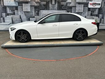 Mercedes-Benz Třídy C 200, 4MATIC, AMG, DPH, HYBRID - 3