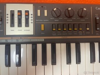 Casio MT-68 - 3