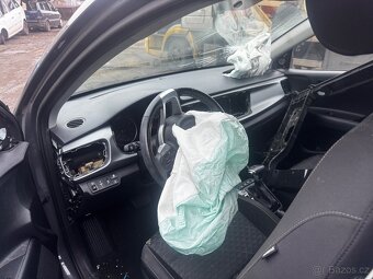 KIA RIO 2021 na náhradnî díly ND - 3