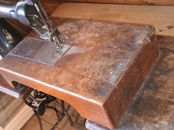 Šicí stroj - 3