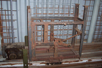 rozdělaná hoblovka - 3