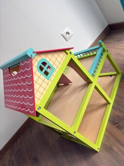 Dětský dřevěný domeček včetně vybavení - 3
