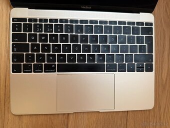 MacBook 12" 2017 1.3GHz Core i5 Zlatá 512GB - 3