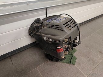 Motor ze sekačky - 3