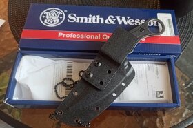 Nůž karambit Smith And Wesson nový  - 3