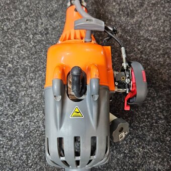 Křovinořez OleoMac Sparta 250s - 3