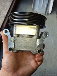 Servo čerpadlo Ford - 3