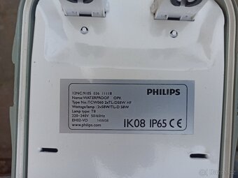 Prodám zářivkové svítidlo 2x58w - 3