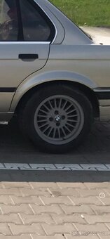 Alu kola r15 - 3